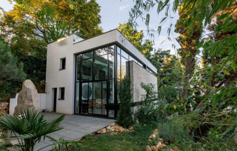 Architecte Constructeur Maison Architecte Toit Plat Terrasse Moderne Design Sur Mesure Haut de Gamme Grandes Baies Debord et Surplomb (2)