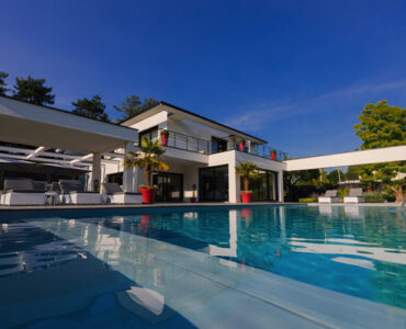 76 Architecte et Constructeur Maison Architecte Moderne Design Feucherolles 78 Yvelines - vue de jour