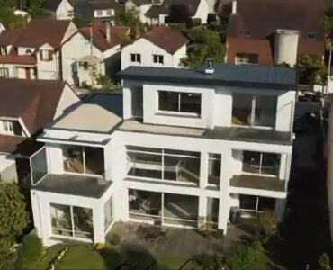 80.8 Maison Architecte Zinc Toit Cintré Arrondi Moderne et toit plat